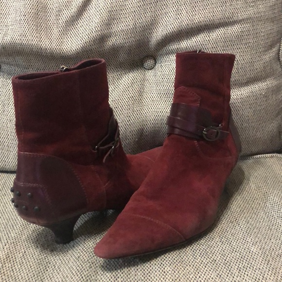low heel burgundy boots